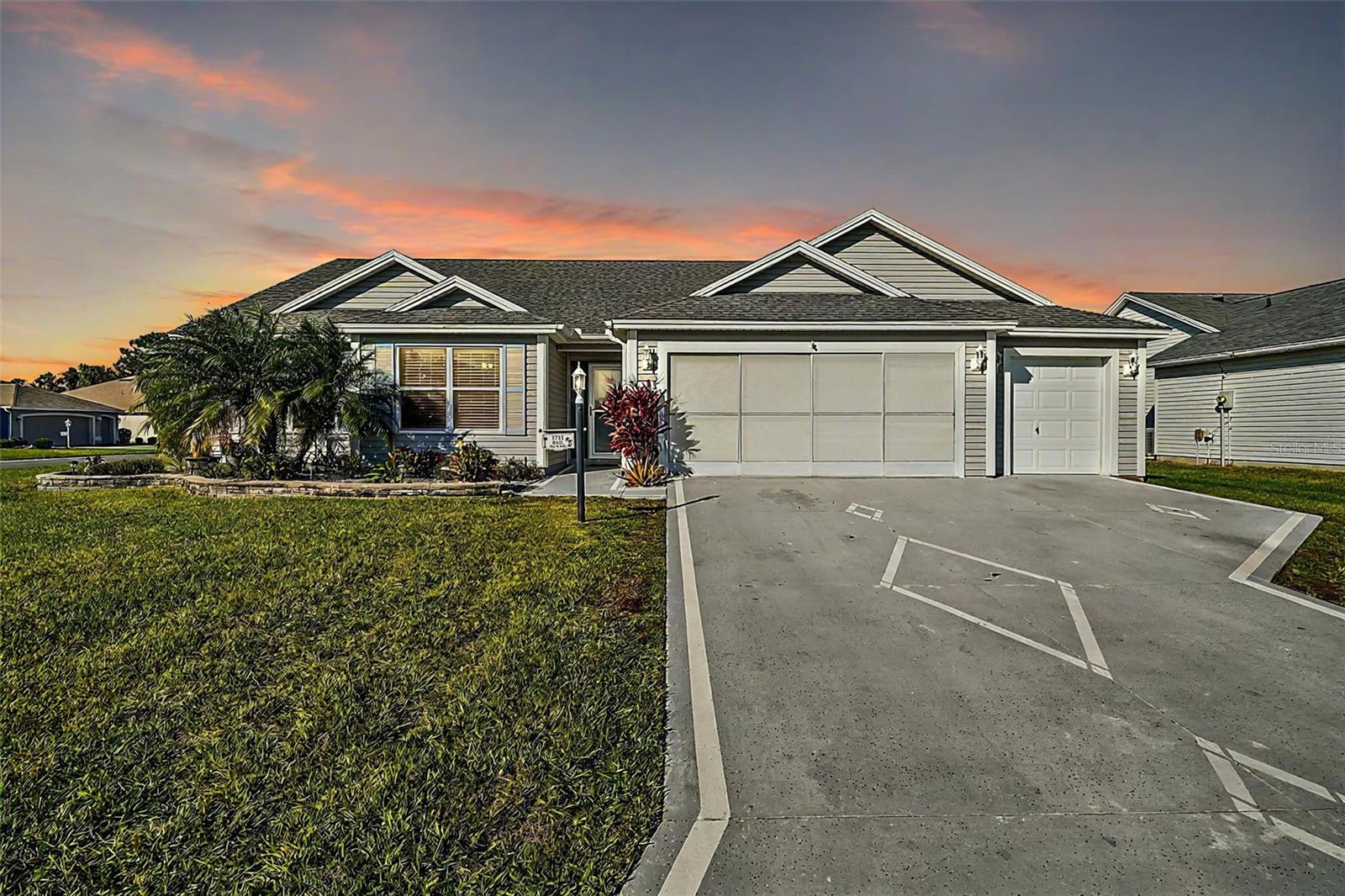 Details for 1711 Augustine Drive, THE VILLAGES, FL 32159