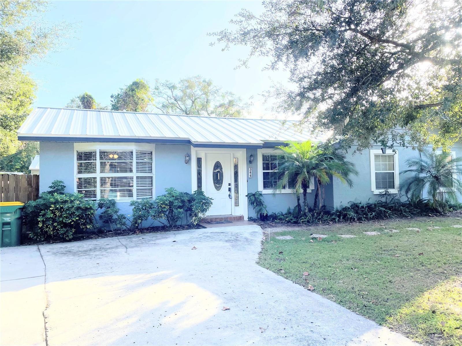 Details for 344 N Orange St, MOUNT DORA, FL 32757