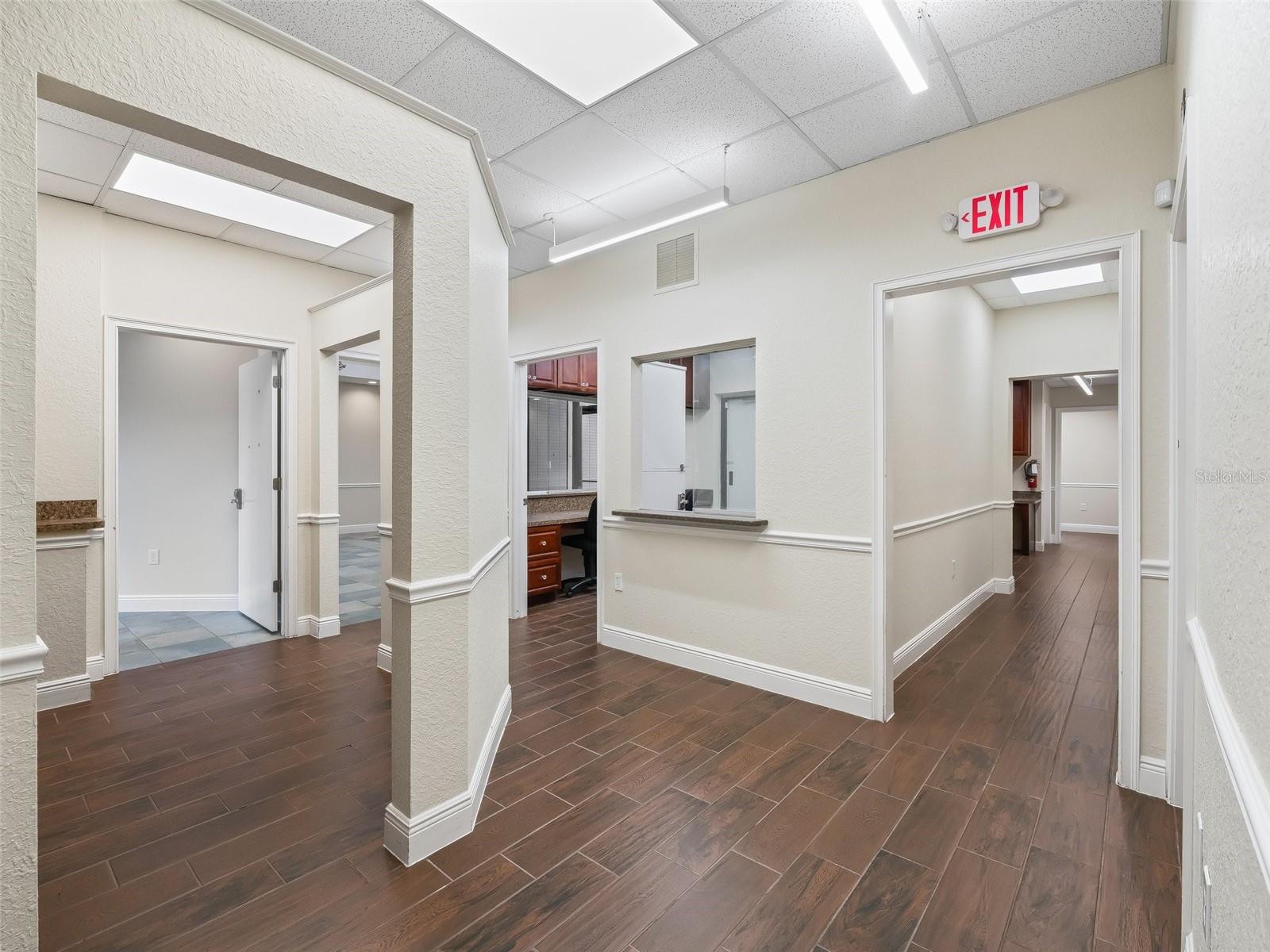 Image 14 of 41 For 837 Main Street