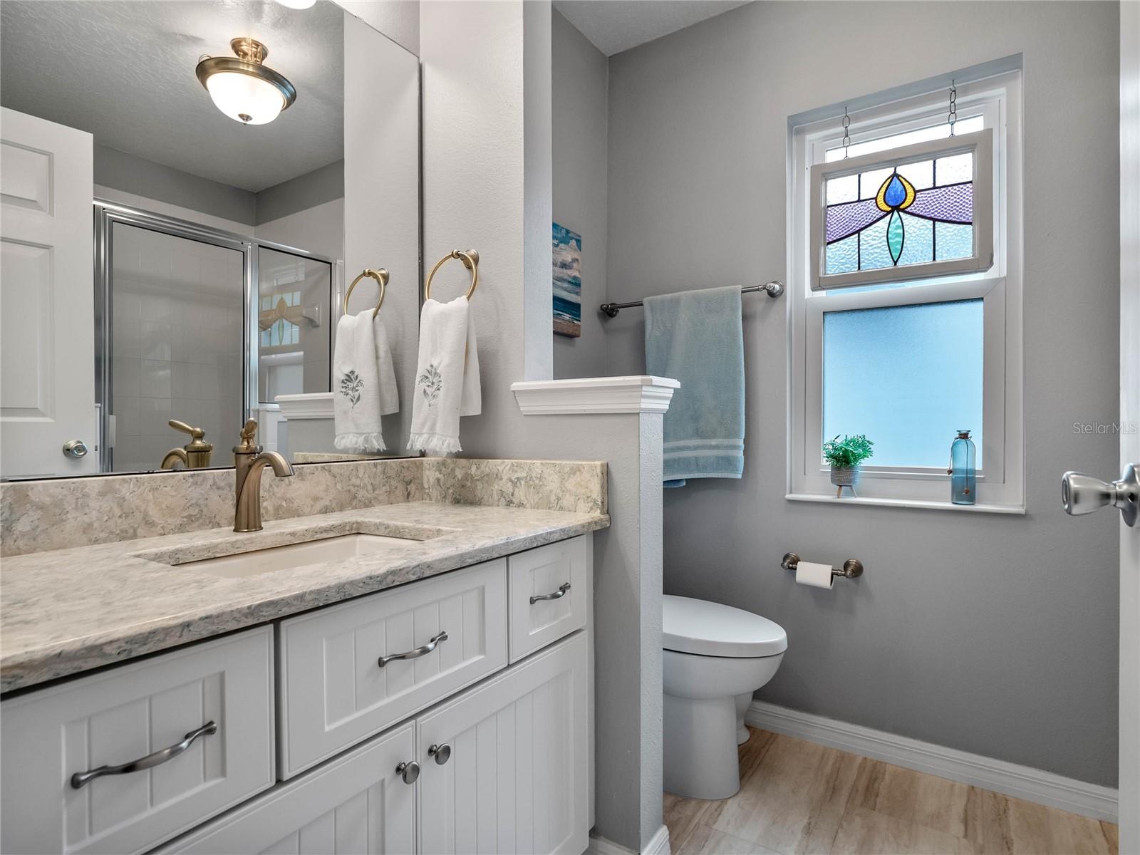 Image 30 of 66 For 20744 Queen Alexandra Drive
