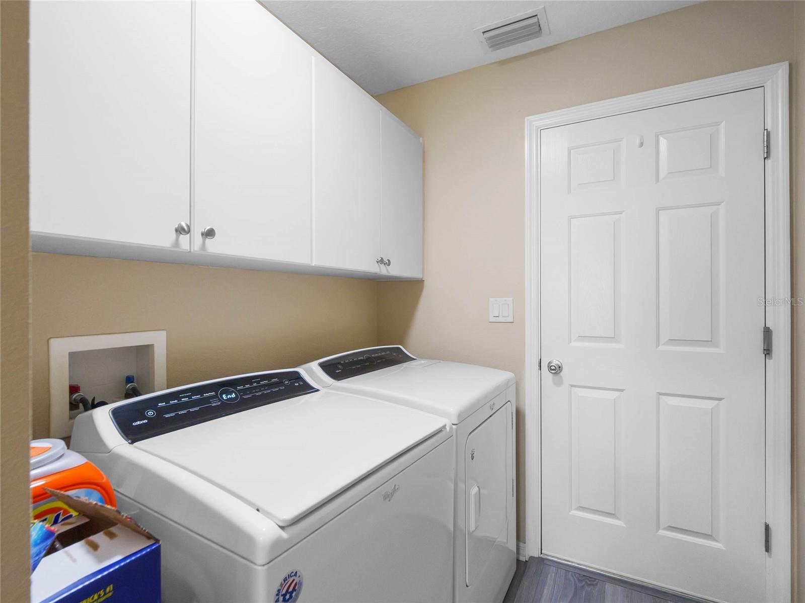 Image 31 of 66 For 20744 Queen Alexandra Drive