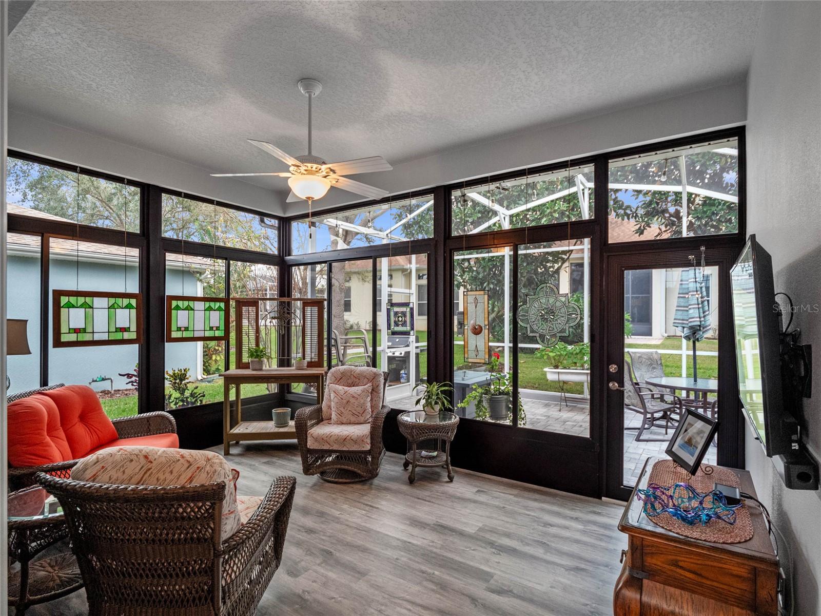Image 32 of 66 For 20744 Queen Alexandra Drive