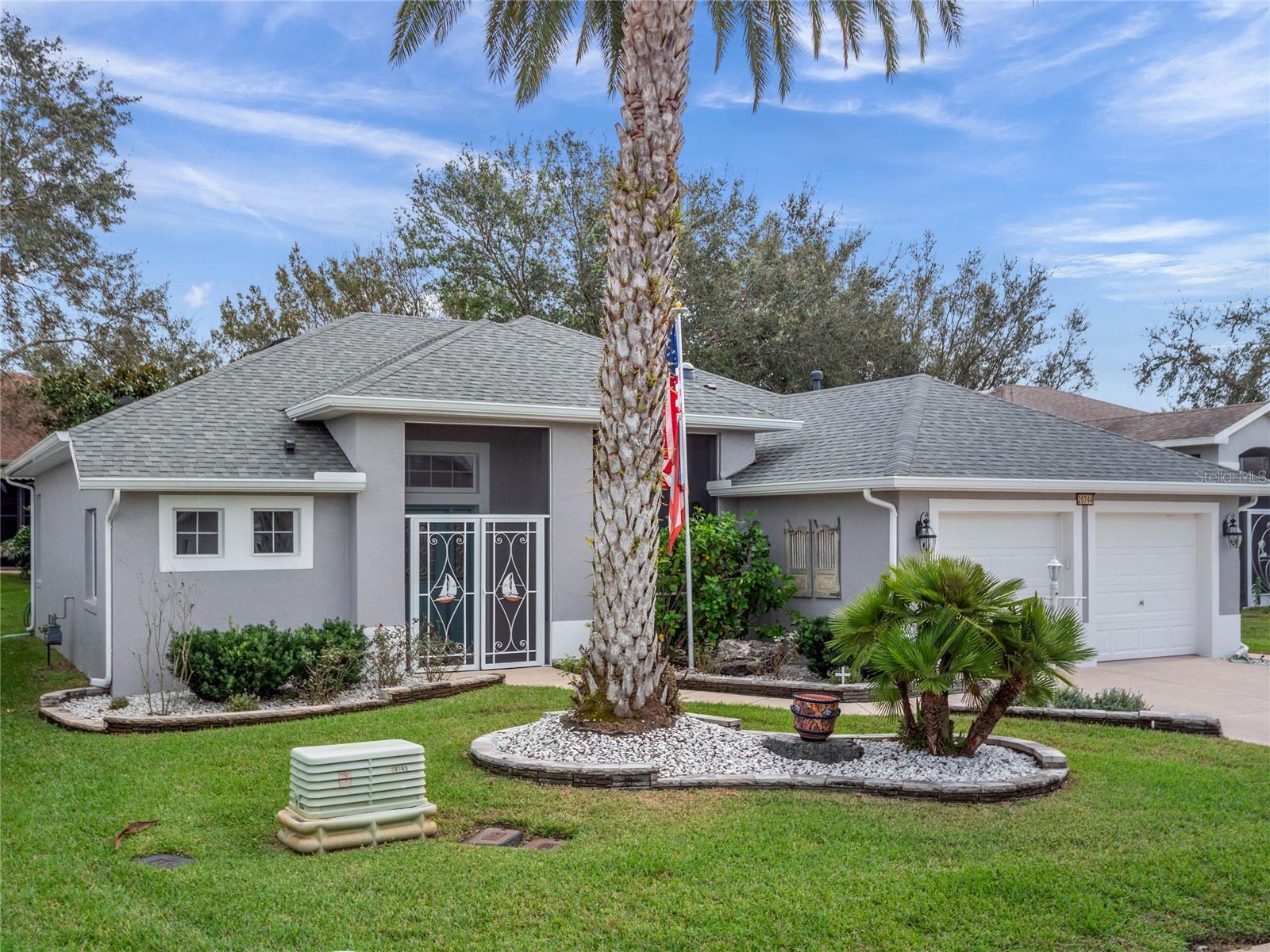 Image 5 of 66 For 20744 Queen Alexandra Drive