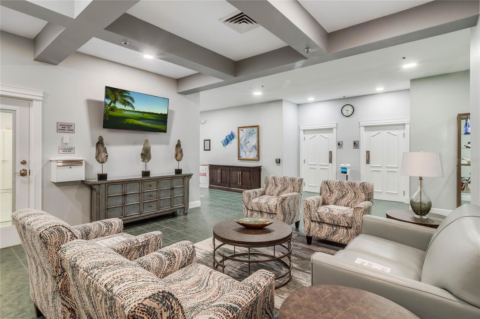 Image 51 of 66 For 20744 Queen Alexandra Drive