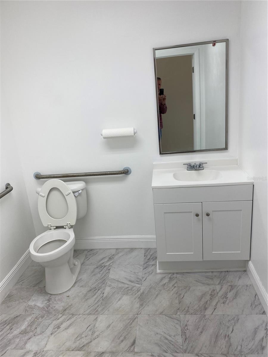 Image 3 of 6 For 12302 Roper Boulevard 103