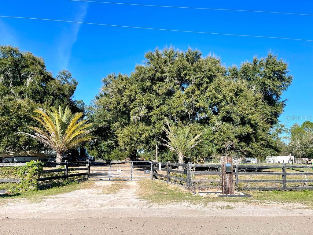 Details for 18727 Baker Road, UMATILLA, FL 32784