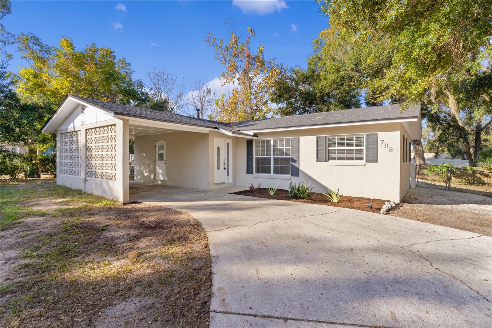 Details for 708 Dennis Avenue, FRUITLAND PARK, FL 34731