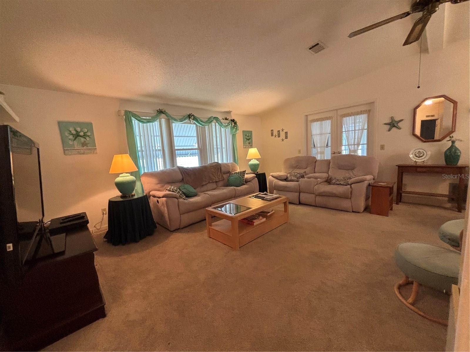 Image 12 of 27 For 1335 Schwartz Boulevard