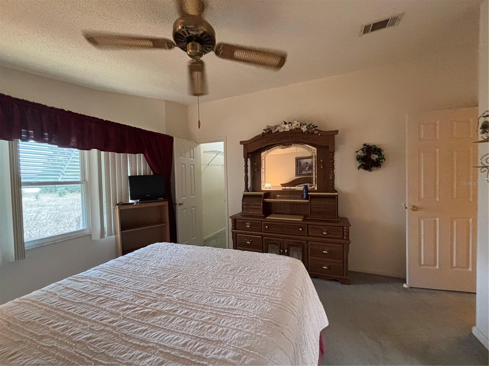 Image 21 of 27 For 1335 Schwartz Boulevard