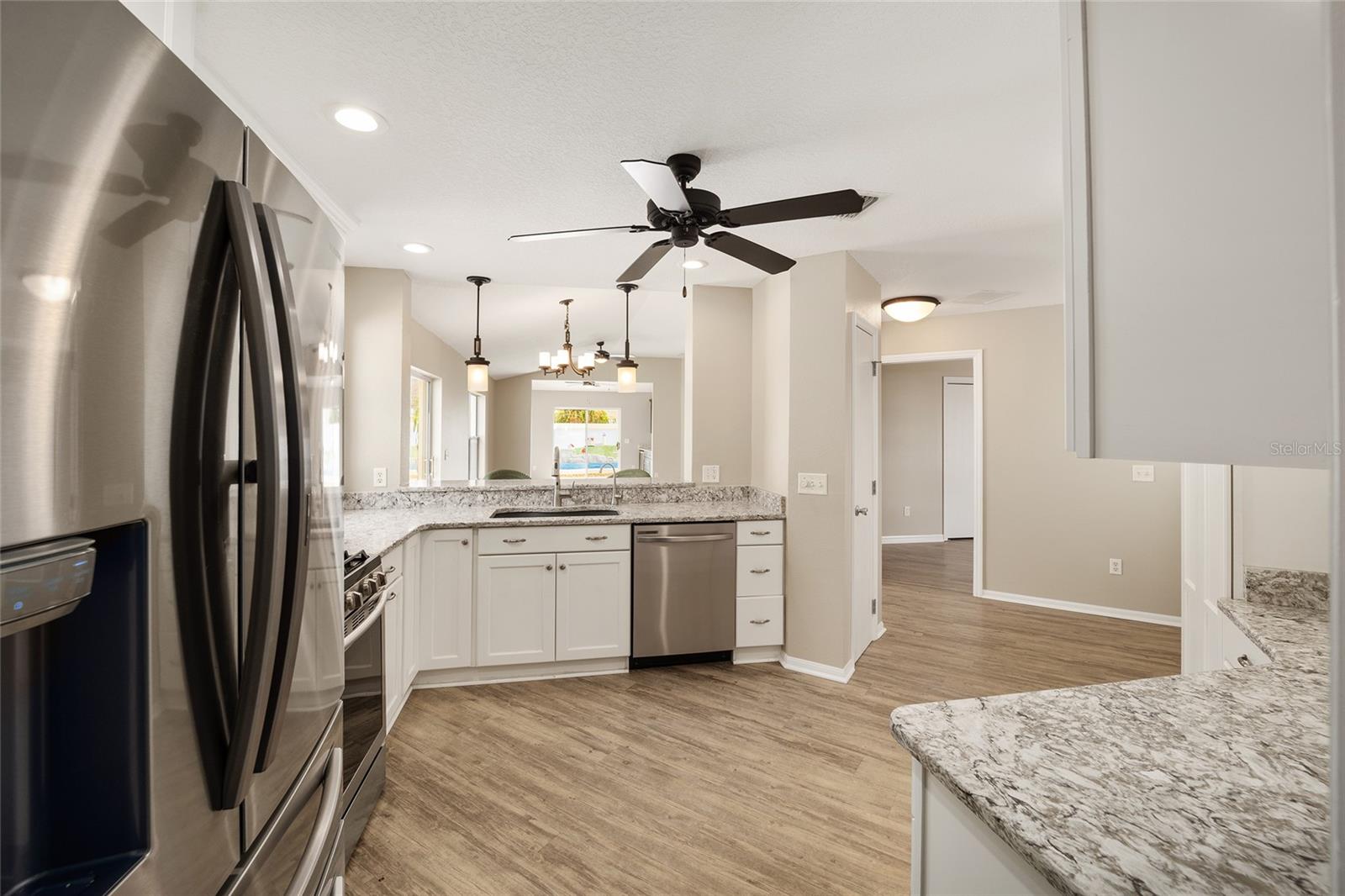 Image 11 of 47 For 17159 78th Crowfield Avenue