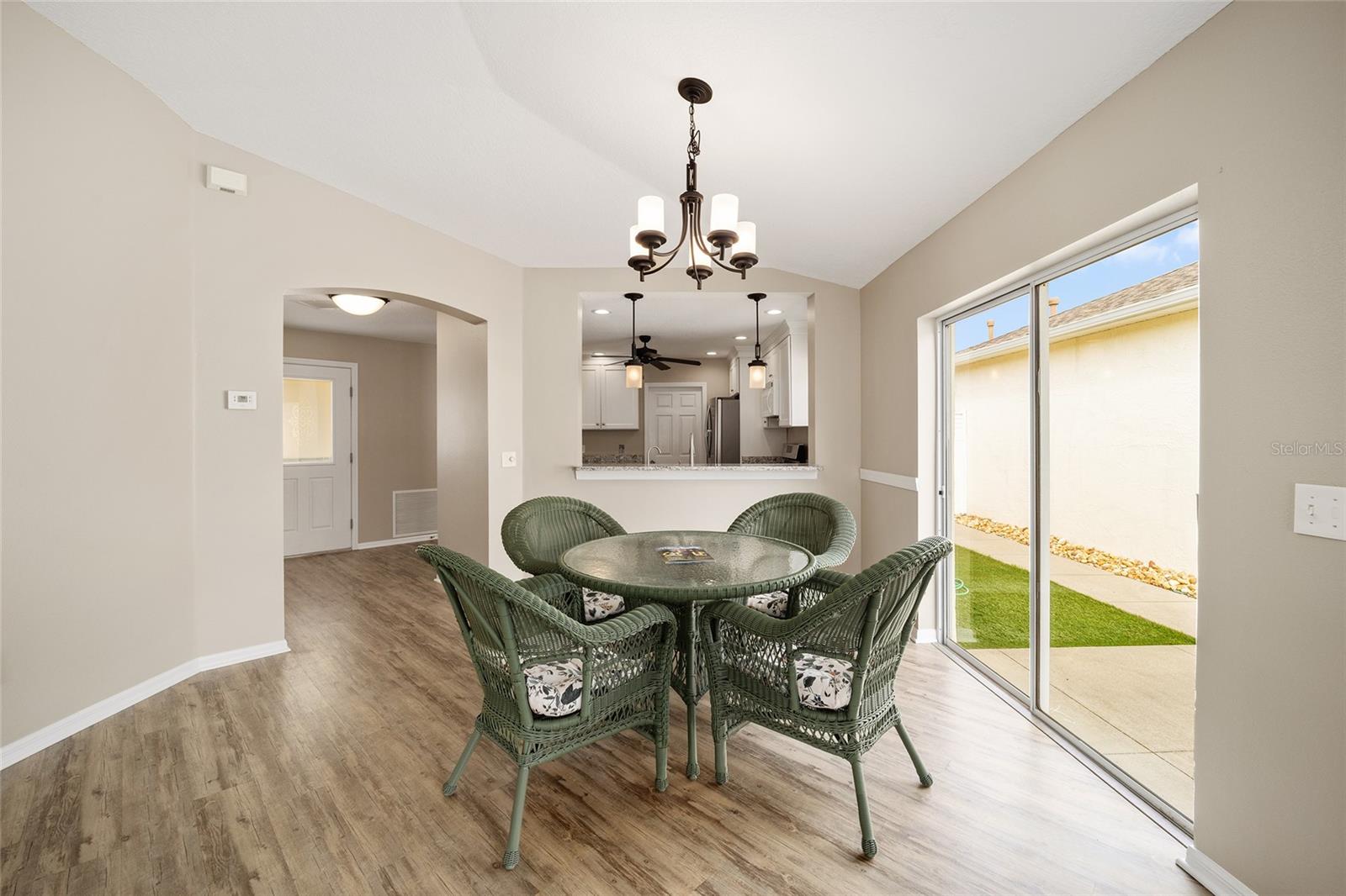 Image 13 of 47 For 17159 78th Crowfield Avenue