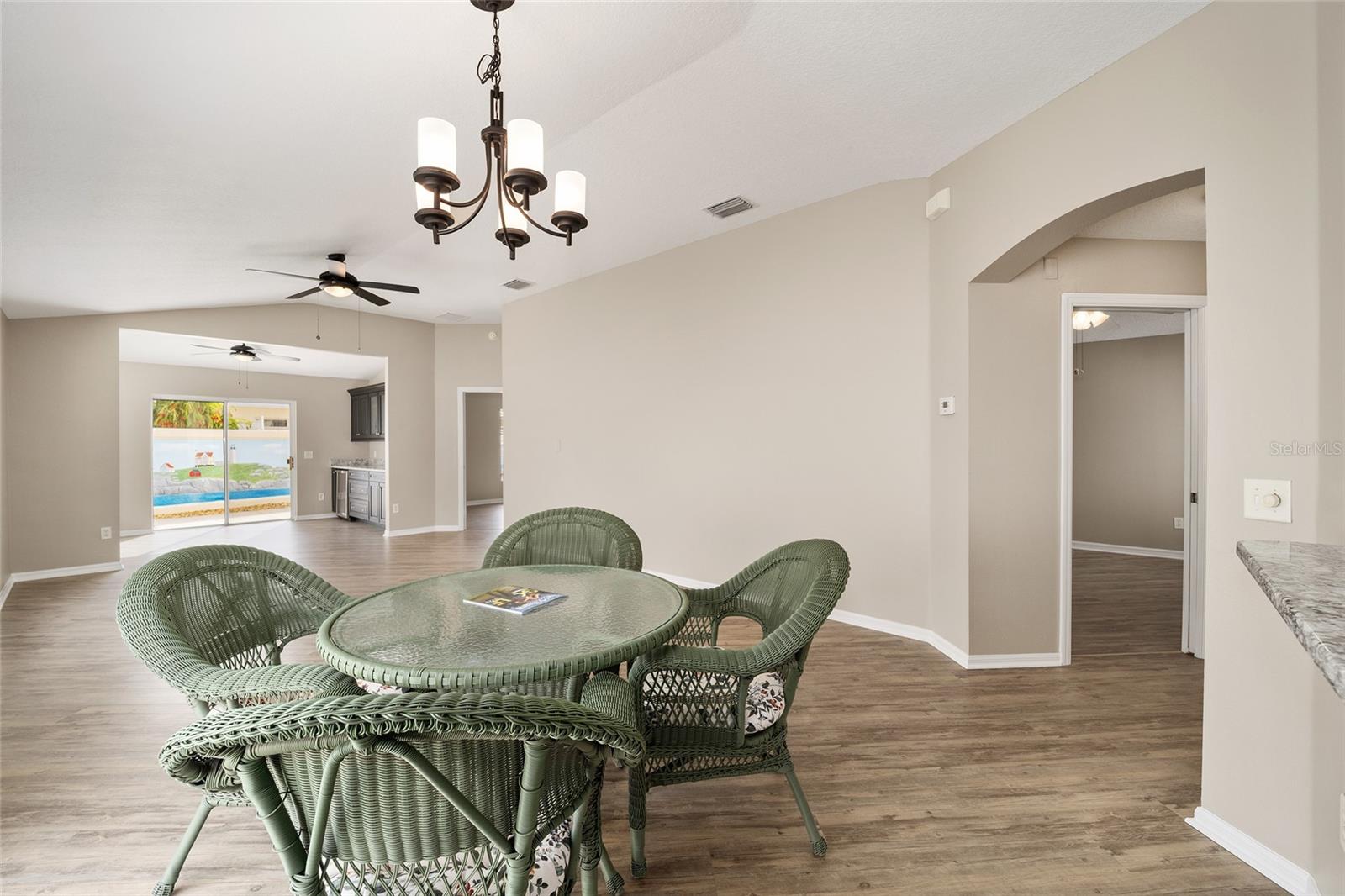Image 14 of 47 For 17159 78th Crowfield Avenue