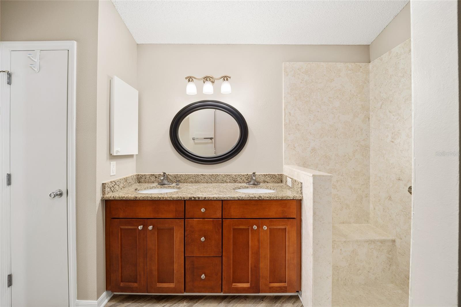 Image 24 of 47 For 17159 78th Crowfield Avenue