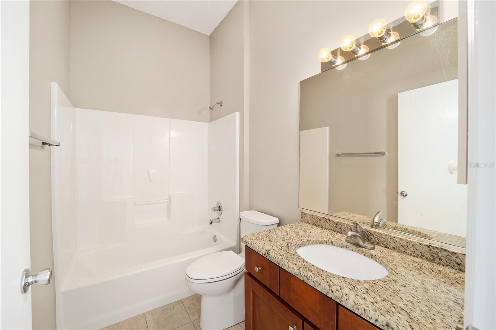 Image 28 of 47 For 17159 78th Crowfield Avenue