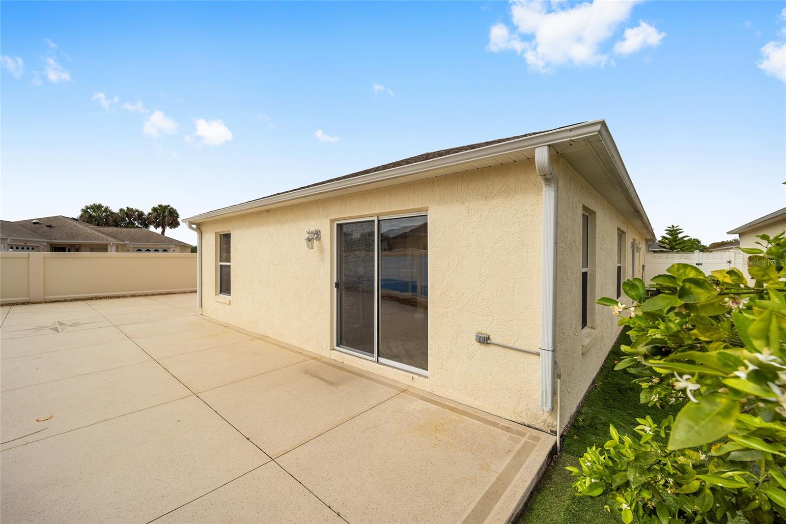 Image 36 of 47 For 17159 78th Crowfield Avenue