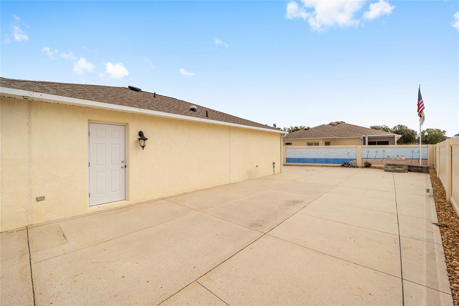 Image 41 of 47 For 17159 78th Crowfield Avenue