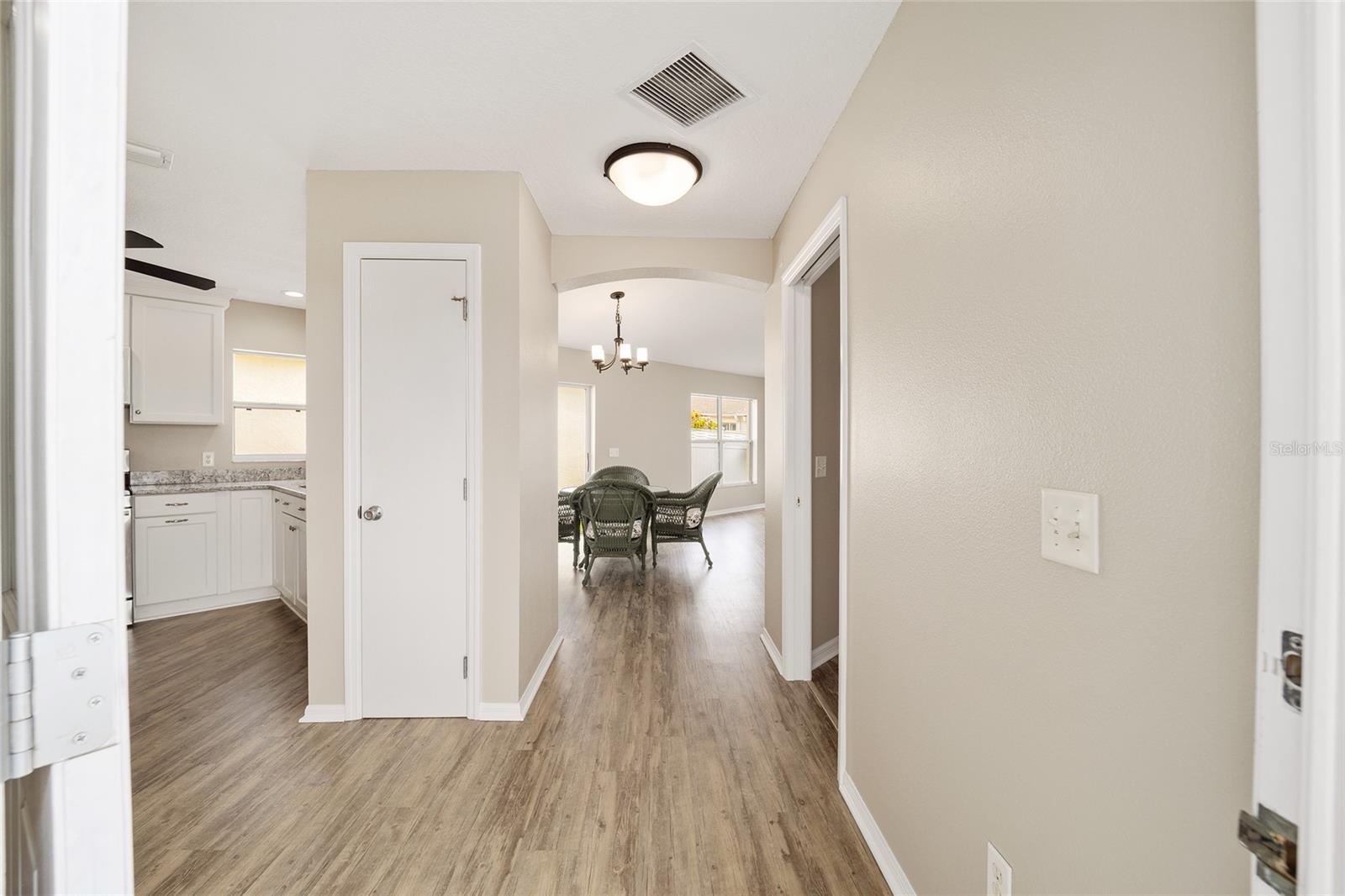 Image 5 of 47 For 17159 78th Crowfield Avenue