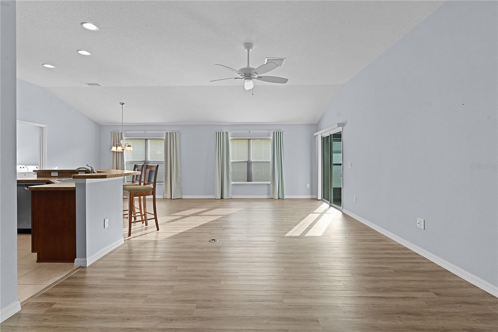 Image 9 of 50 For 9224 167th Ford Street