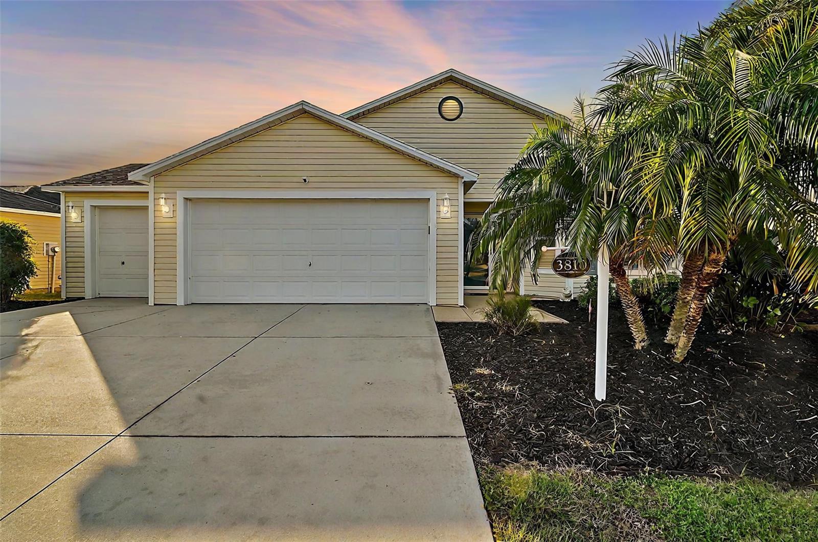 Details for 3810 Cosmos Way, THE VILLAGES, FL 32163