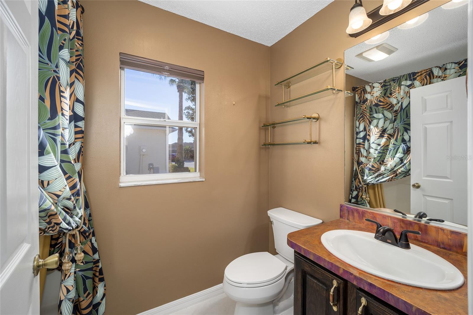 Image 29 of 46 For 17113 78th Larchmont Court