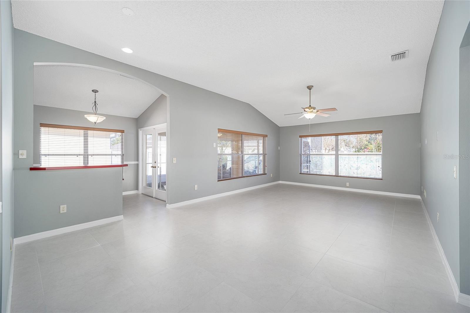 Image 8 of 46 For 17113 78th Larchmont Court