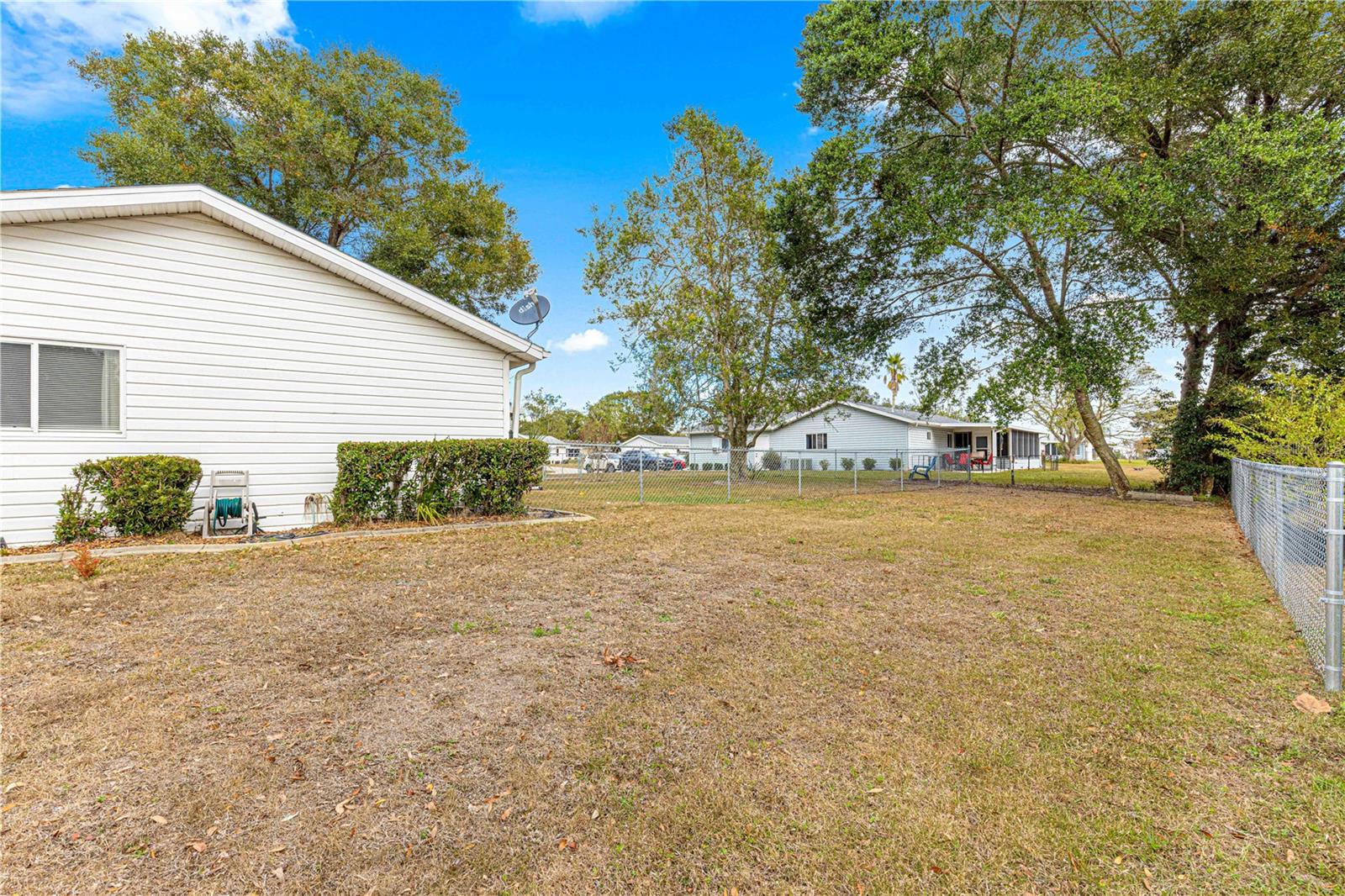 Image 28 of 54 For 17925 100th Terrace