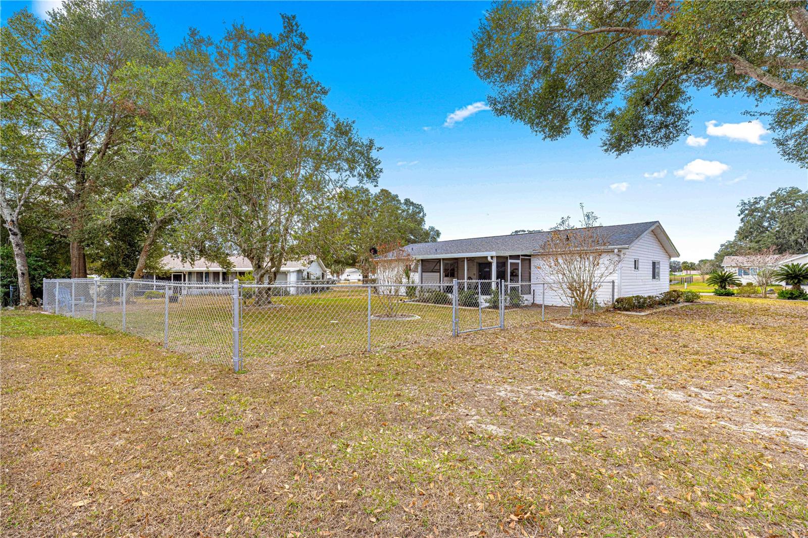 Image 3 of 54 For 17925 100th Terrace