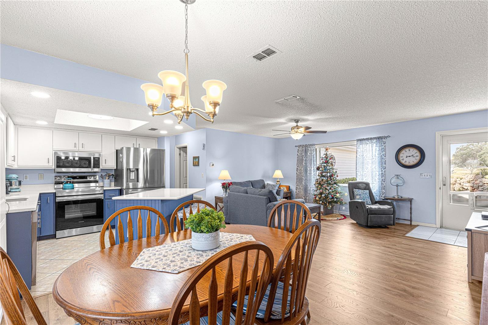 Image 43 of 54 For 17925 100th Terrace
