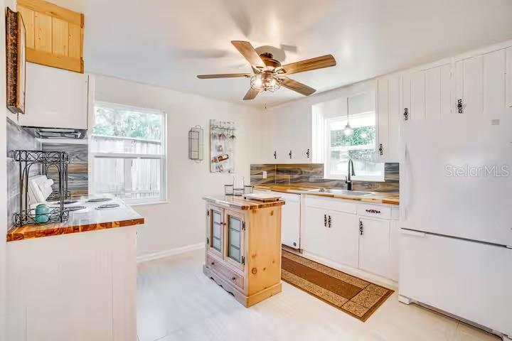 Image 9 of 33 For 422 11th Avenue
