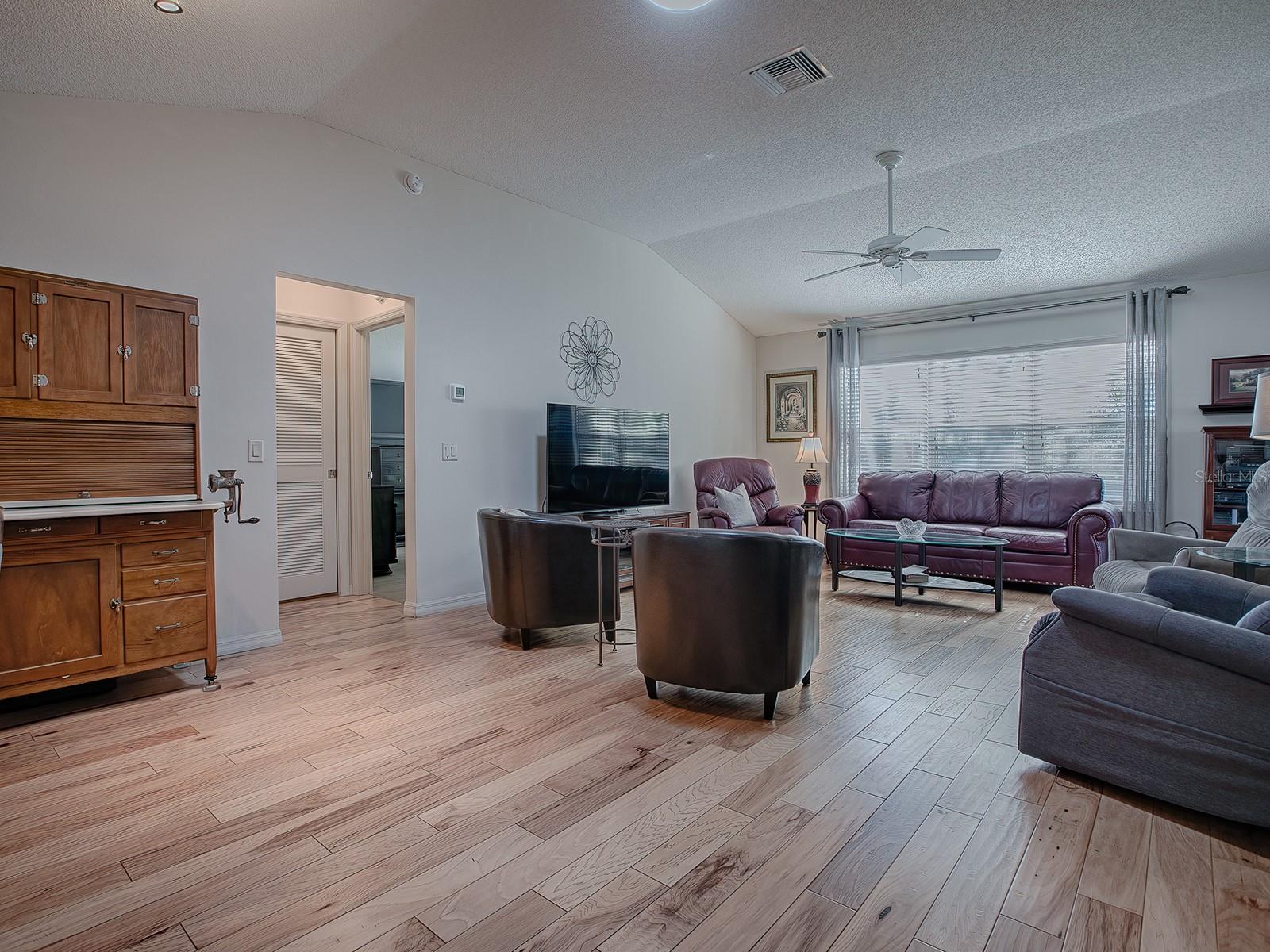 Image 12 of 46 For 17242 94th Coults Circle
