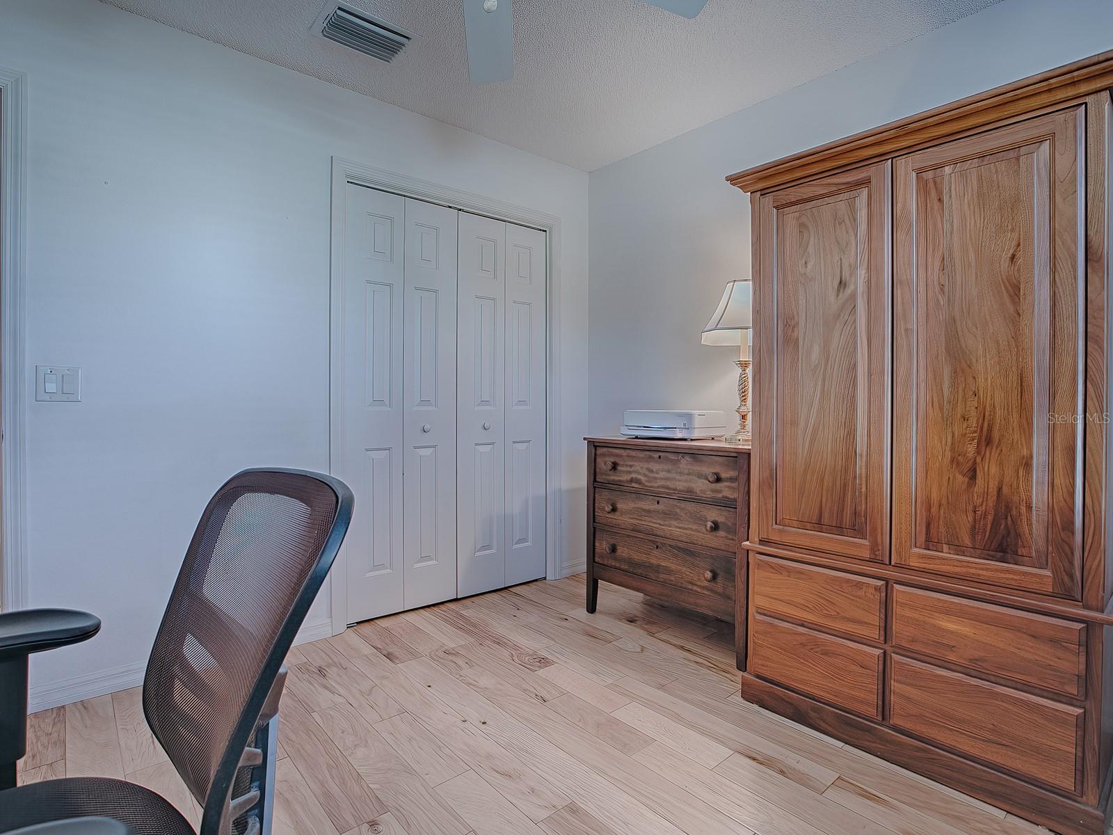 Image 18 of 46 For 17242 94th Coults Circle