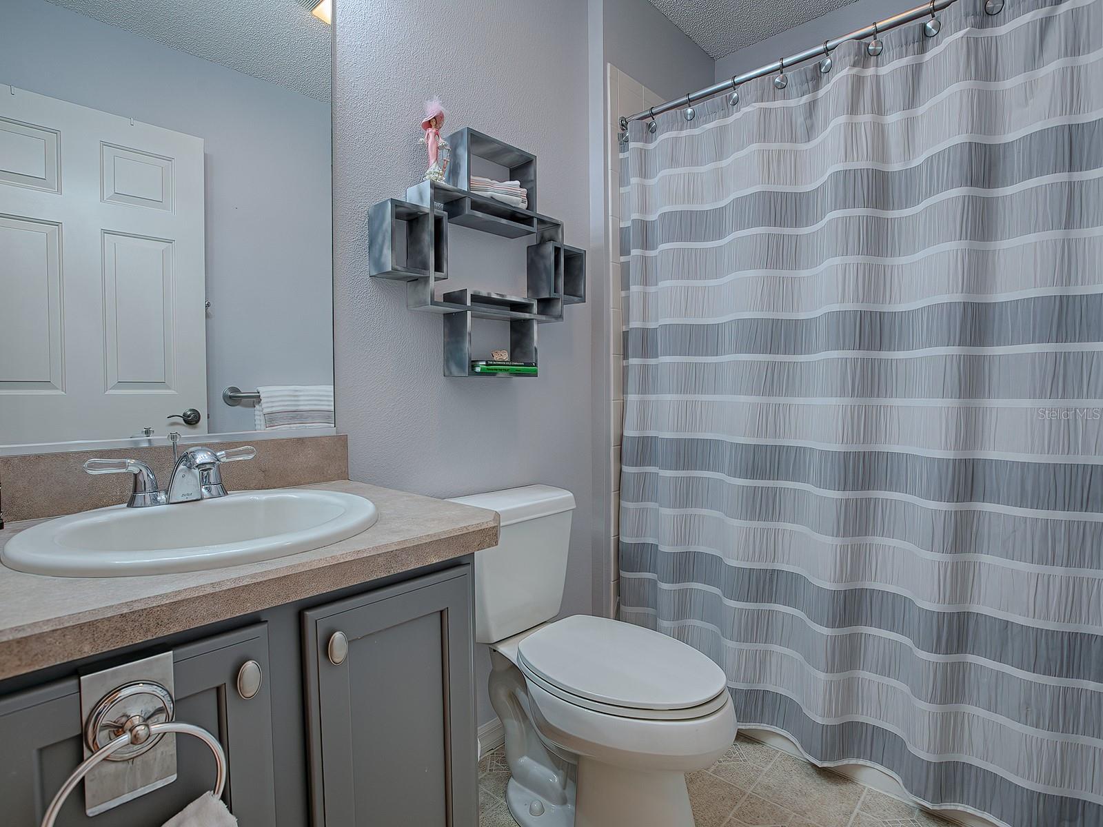 Image 19 of 46 For 17242 94th Coults Circle