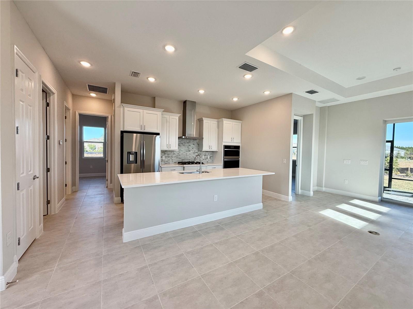 Image 15 of 52 For 8592 Hempstead Way