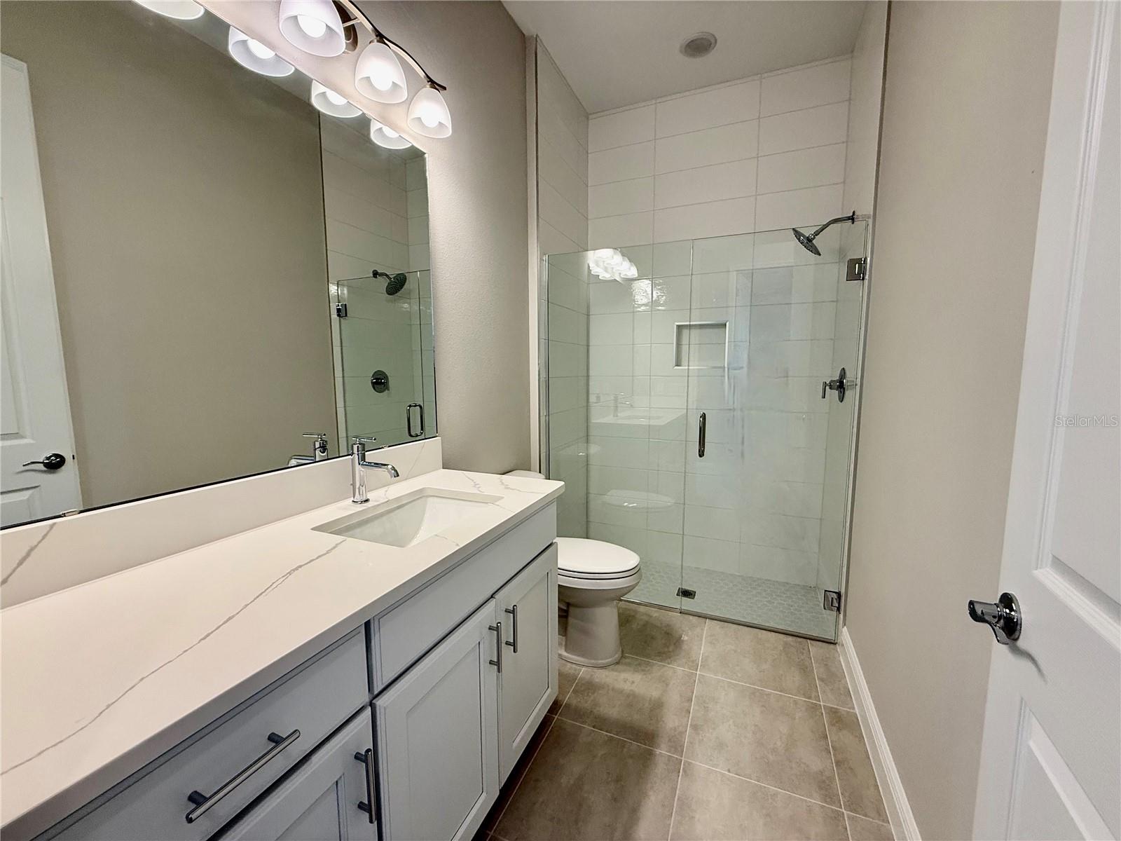 Image 25 of 52 For 8592 Hempstead Way