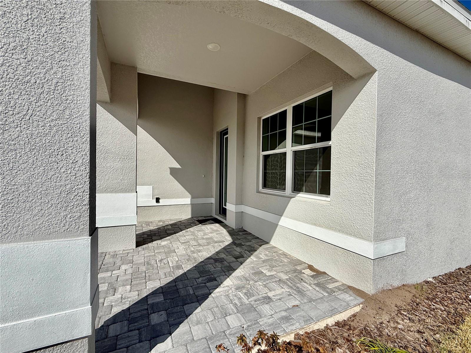 Image 5 of 52 For 8592 Hempstead Way