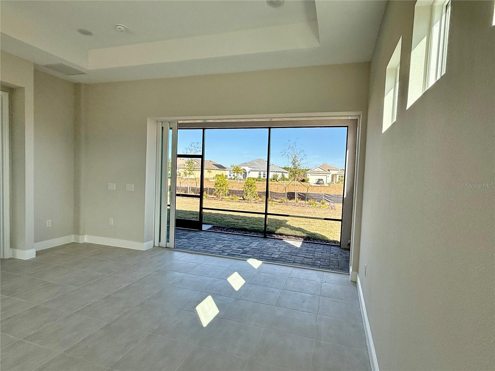 Image 8 of 52 For 8592 Hempstead Way