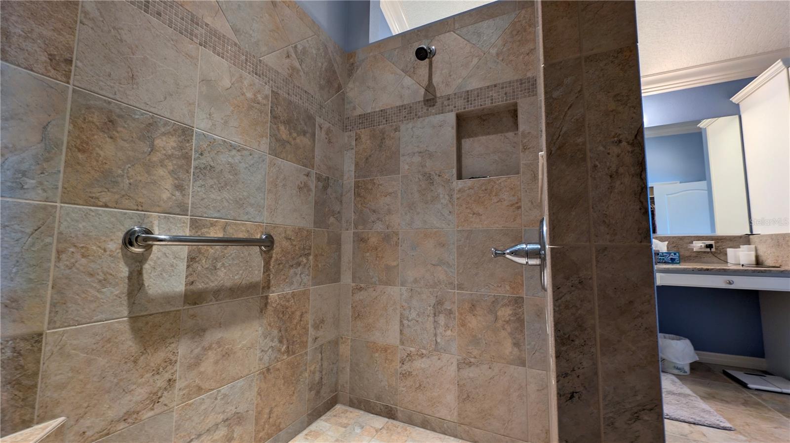 Image 41 of 51 For 1881 Sassparilla Way