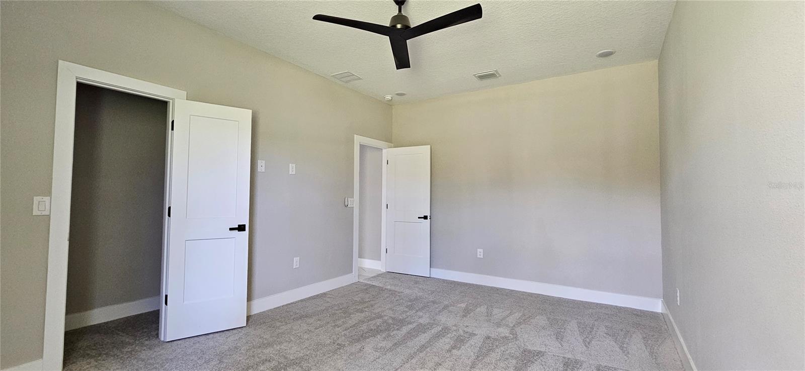 Image 52 of 56 For 42200 Chinaberry Street