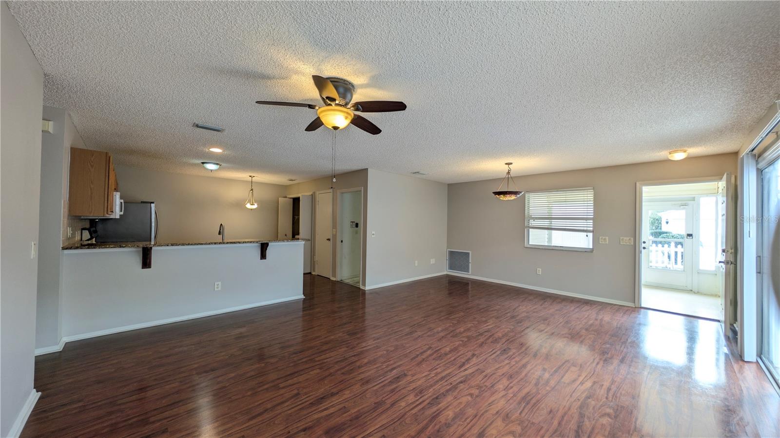 Image 9 of 32 For 3449 Roanoke Street