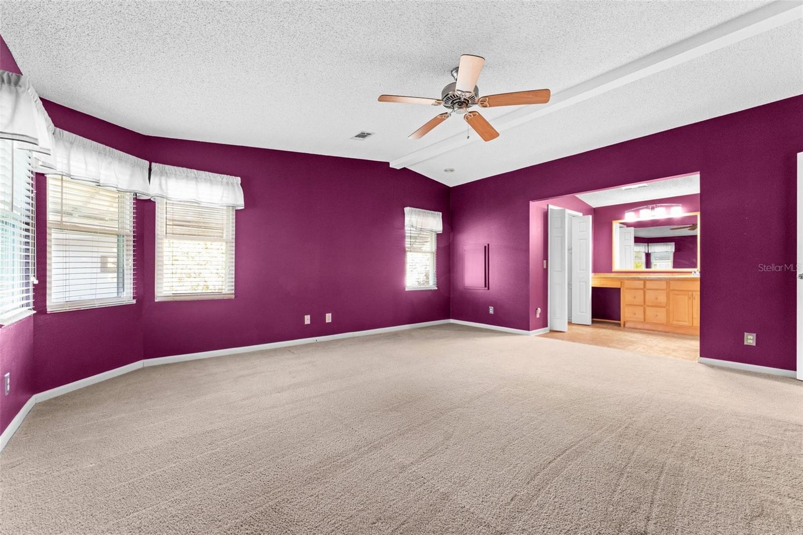 Image 29 of 61 For 1121 Paradise Drive