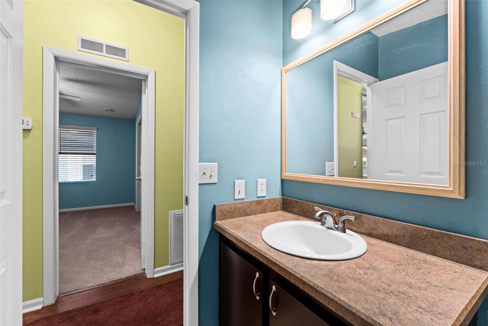 Image 38 of 61 For 1121 Paradise Drive