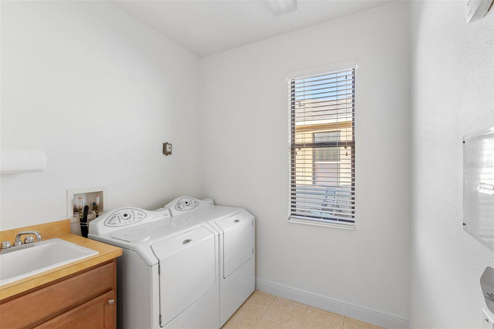Image 16 of 27 For 233 Monterey Street