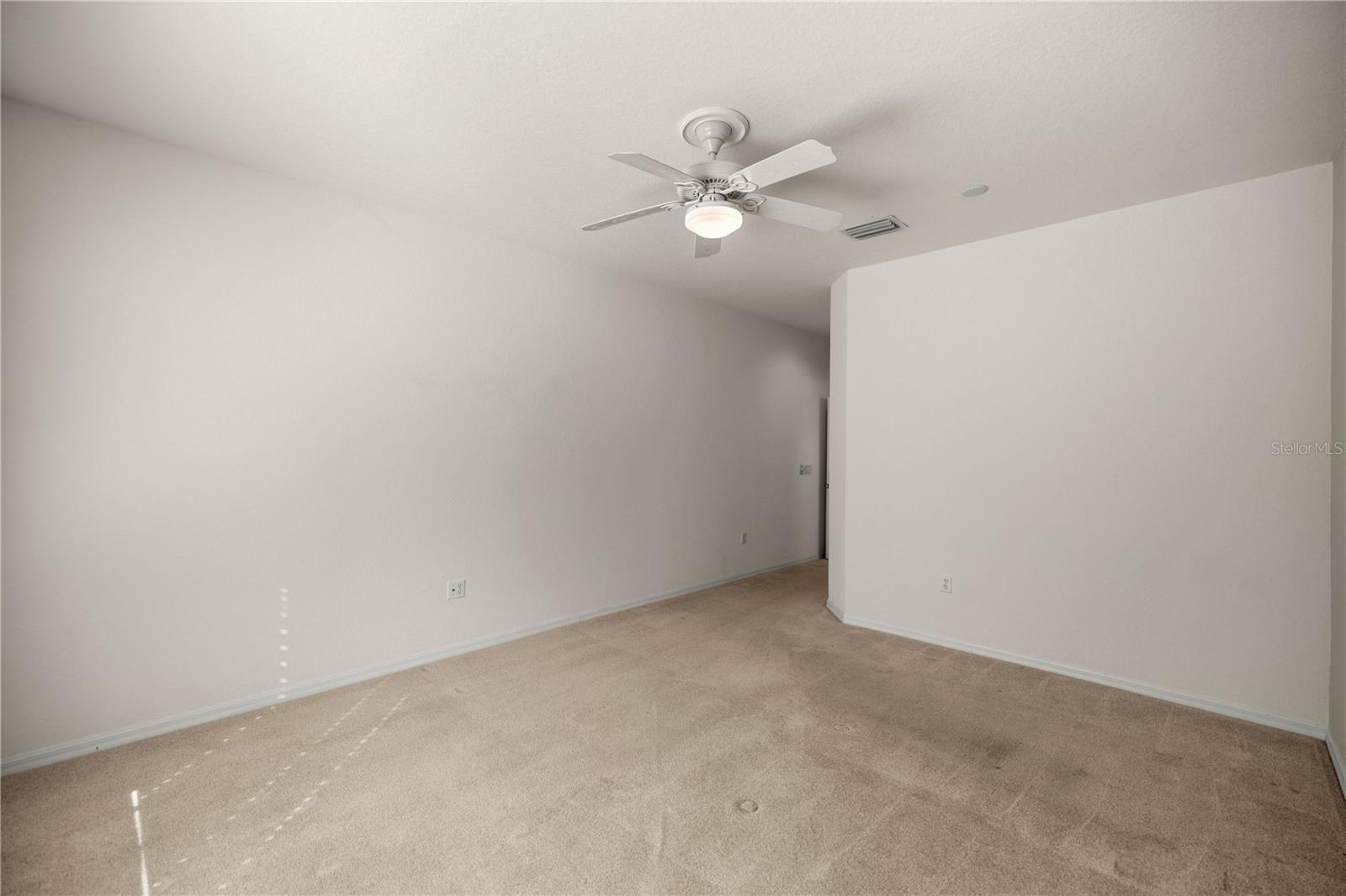 Image 14 of 57 For 9565 124th Loop