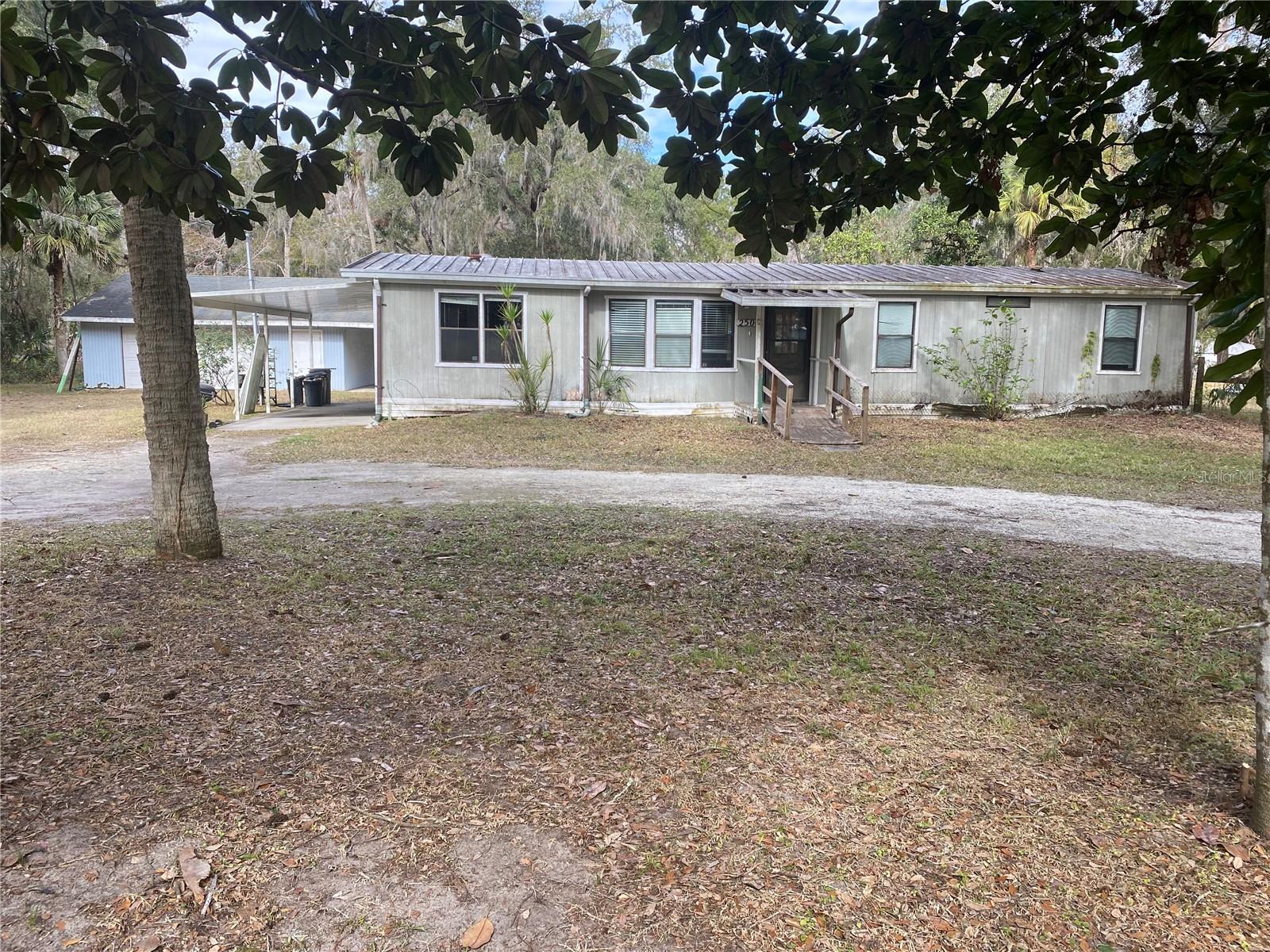 Details for 2506 Cr 405  , LAKE PANASOFFKEE, FL 33538