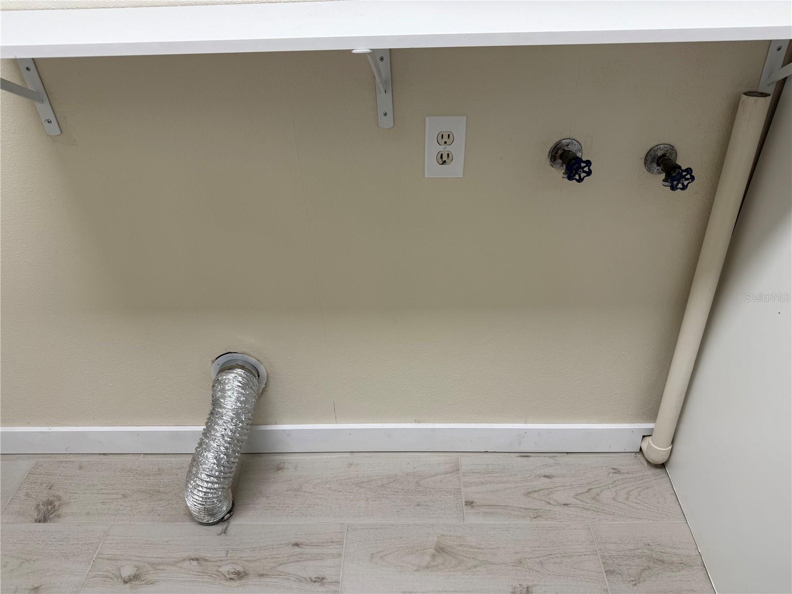 Image 56 of 63 For 403 Palm Avenue