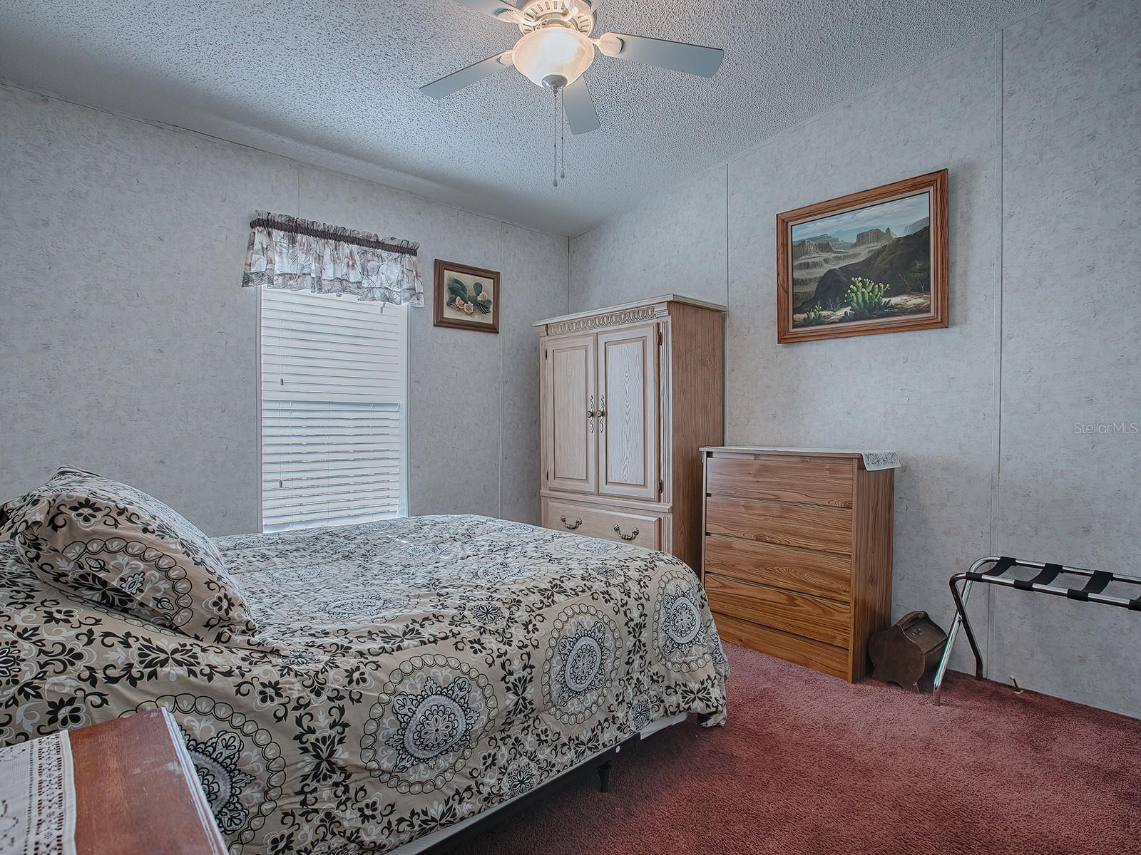 Listing photo id 27 for 3284 20th Lane