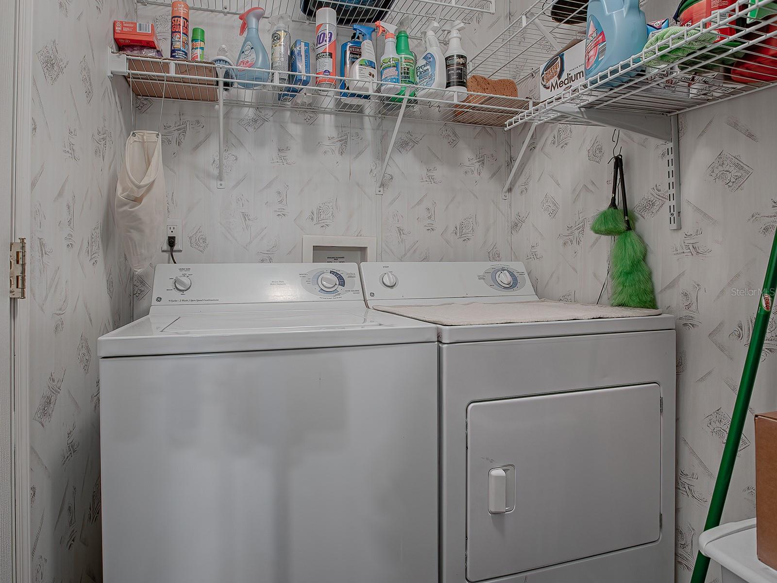 Listing photo id 30 for 3284 20th Lane