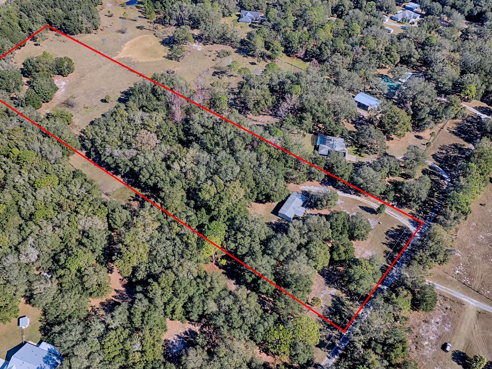 Listing photo id 49 for 3284 20th Lane