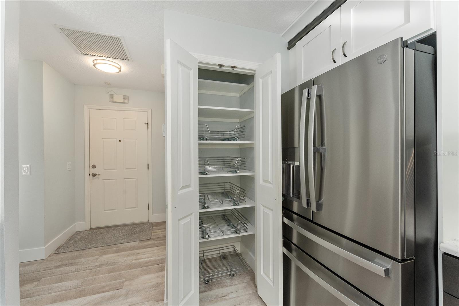 Image 10 of 39 For 1410 Conchas Drive
