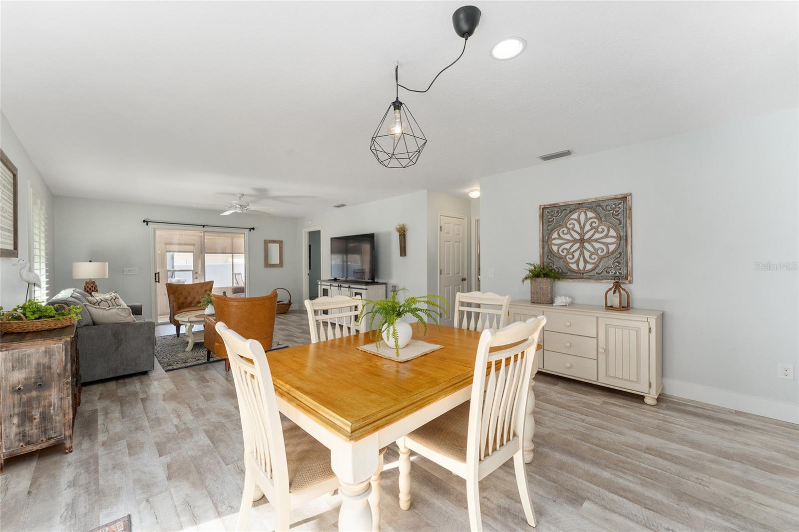 Image 13 of 39 For 1410 Conchas Drive